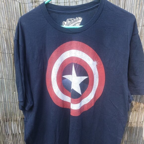Old Navy Collectabilitees Capt. America Men - XL - Picture 1 of 11